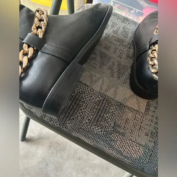 Just Fab Remy Chain Detail Riding Black Boots - Picture 8 of 16